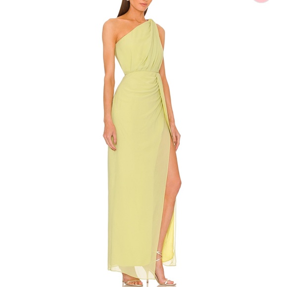 Worn once and it's in like-new condition. - Picture 1 of 3